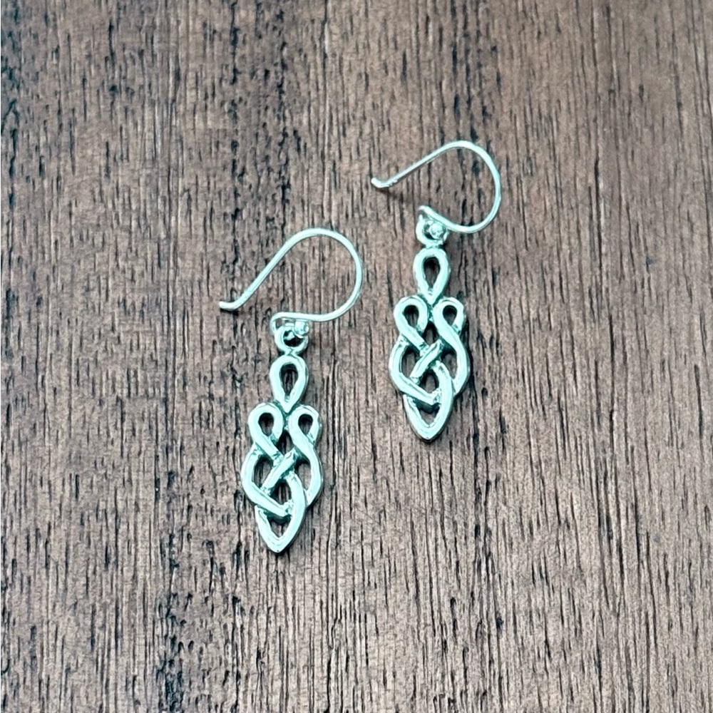 Dainty 925 Sterling Silver Celtic Dangle Earrings! NEW! - Picture 3 of 5